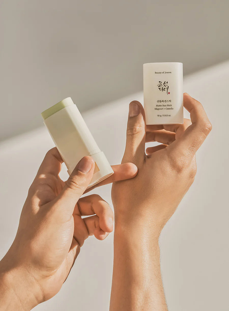 BOJ Matte Sun Stick : Mugwort+Camelia (SPF 50+ PA++++) - 18g